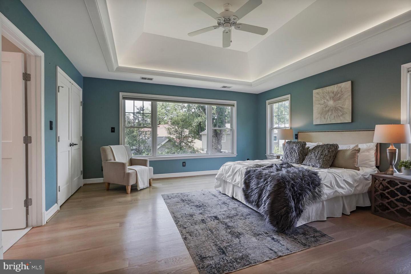 6111 WASHINGTON BLVD, ARLINGTON, Virginia 22205, 5 Bedrooms Bedrooms, ,2 BathroomsBathrooms,Residential,For sale,6111 WASHINGTON BLVD,VAAR2060062 MLS # VAAR2060062