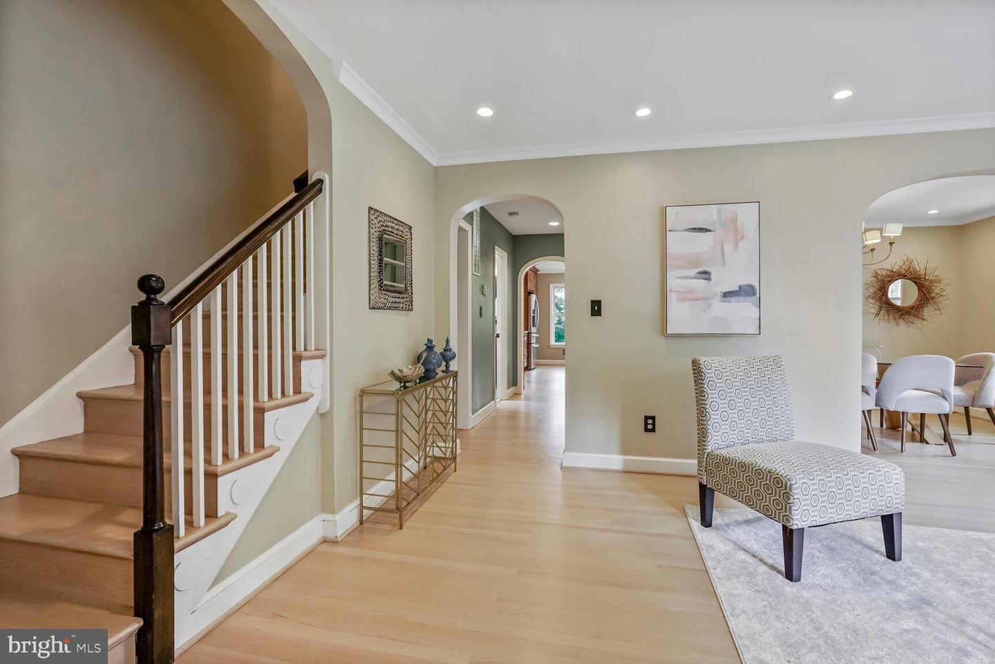 6111 WASHINGTON BLVD, ARLINGTON, Virginia 22205, 5 Bedrooms Bedrooms, ,2 BathroomsBathrooms,Residential,For sale,6111 WASHINGTON BLVD,VAAR2060062 MLS # VAAR2060062
