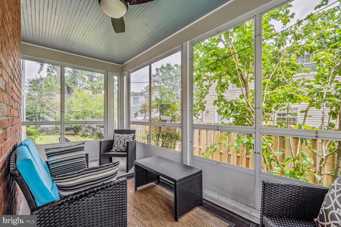6111 WASHINGTON BLVD, ARLINGTON, Virginia 22205, 5 Bedrooms Bedrooms, ,2 BathroomsBathrooms,Residential,For sale,6111 WASHINGTON BLVD,VAAR2060062 MLS # VAAR2060062