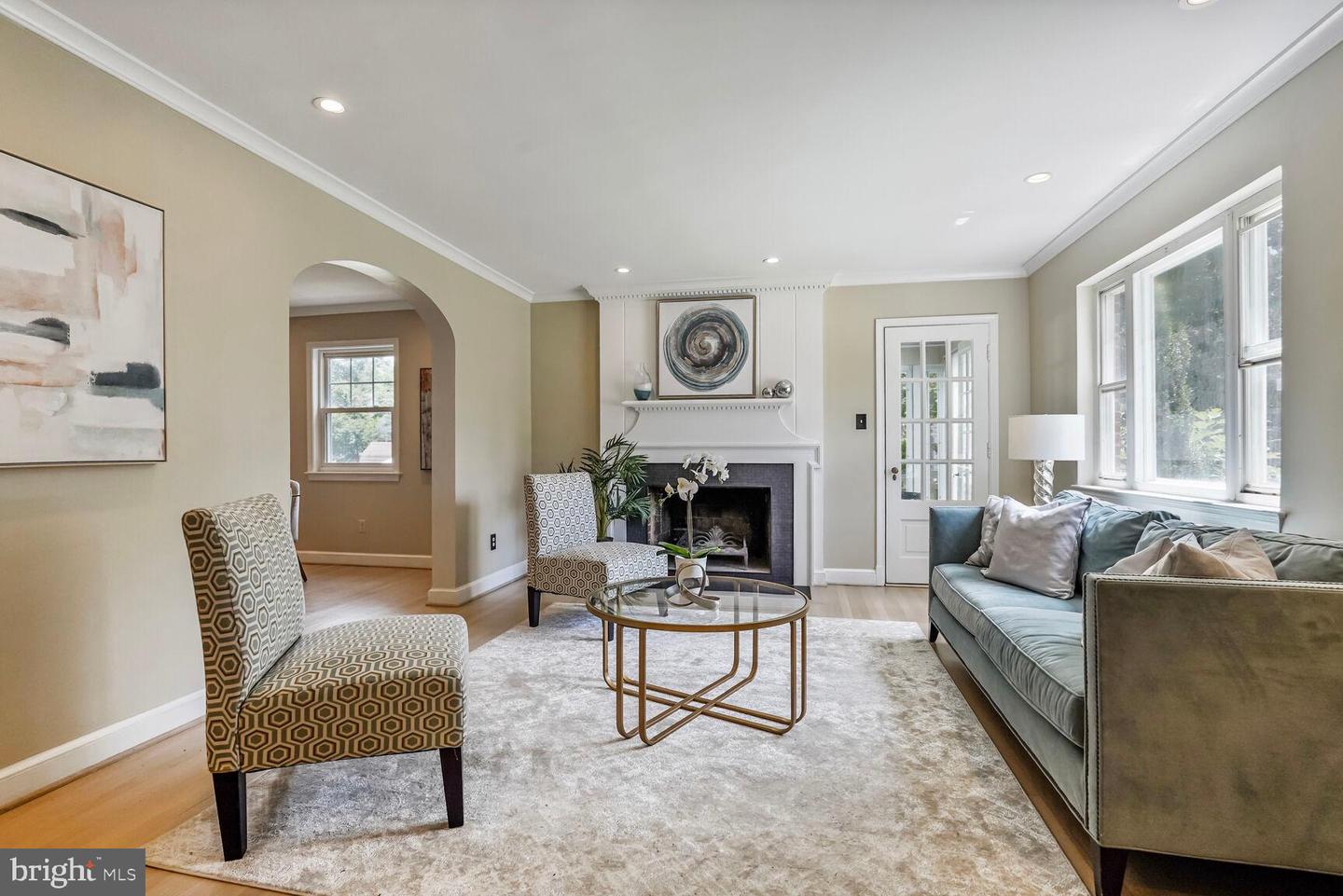 6111 WASHINGTON BLVD, ARLINGTON, Virginia 22205, 5 Bedrooms Bedrooms, ,2 BathroomsBathrooms,Residential,For sale,6111 WASHINGTON BLVD,VAAR2060062 MLS # VAAR2060062