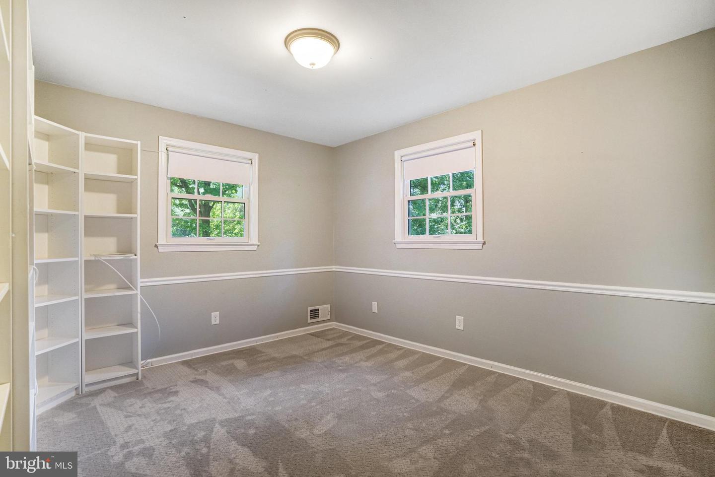 3409 SLADE RUN DR, FALLS CHURCH, Virginia 22042, 4 Bedrooms Bedrooms, ,3 BathroomsBathrooms,Residential,For sale,3409 SLADE RUN DR,VAFX2252884 MLS # VAFX2252884