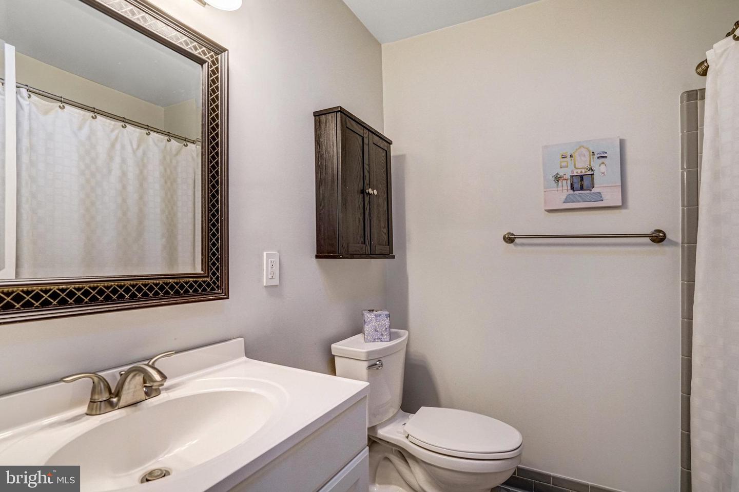 3409 SLADE RUN DR, FALLS CHURCH, Virginia 22042, 4 Bedrooms Bedrooms, ,3 BathroomsBathrooms,Residential,For sale,3409 SLADE RUN DR,VAFX2252884 MLS # VAFX2252884