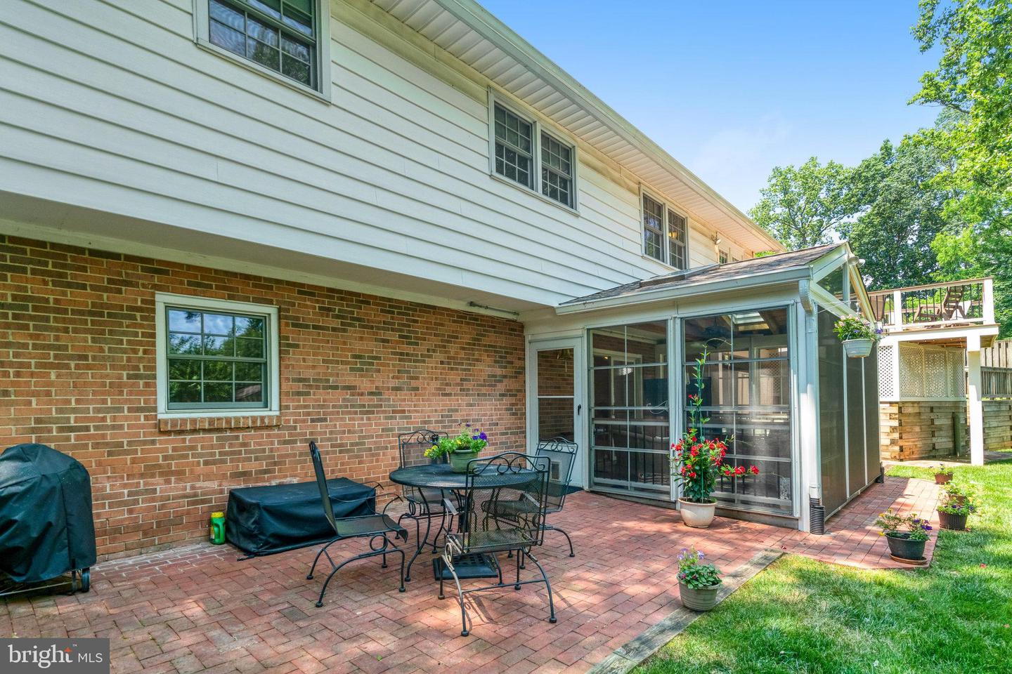 3409 SLADE RUN DR, FALLS CHURCH, Virginia 22042, 4 Bedrooms Bedrooms, ,3 BathroomsBathrooms,Residential,For sale,3409 SLADE RUN DR,VAFX2252884 MLS # VAFX2252884