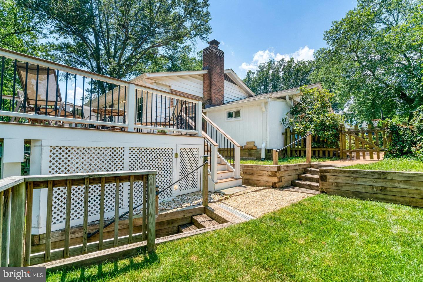 3409 SLADE RUN DR, FALLS CHURCH, Virginia 22042, 4 Bedrooms Bedrooms, ,3 BathroomsBathrooms,Residential,For sale,3409 SLADE RUN DR,VAFX2252884 MLS # VAFX2252884