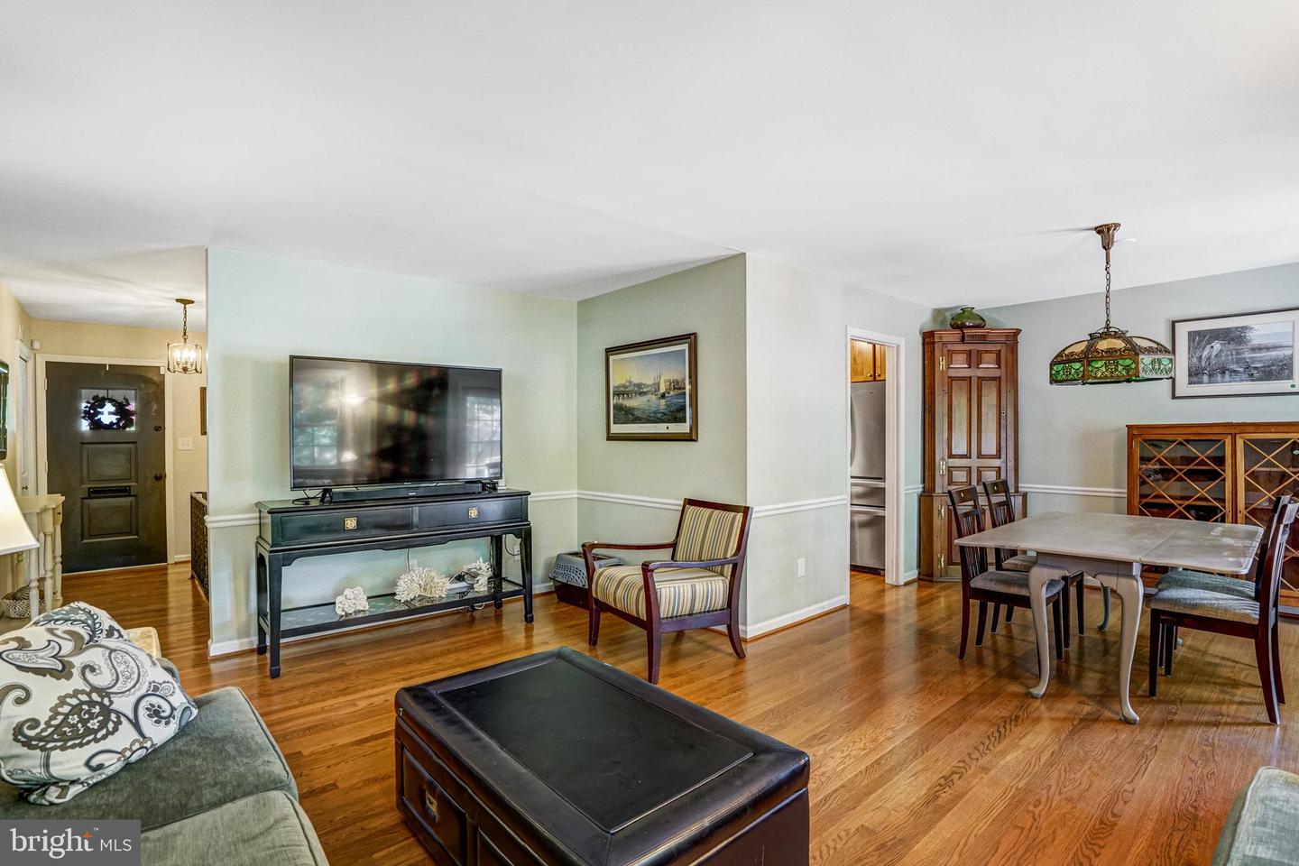 3409 SLADE RUN DR, FALLS CHURCH, Virginia 22042, 4 Bedrooms Bedrooms, ,3 BathroomsBathrooms,Residential,For sale,3409 SLADE RUN DR,VAFX2252884 MLS # VAFX2252884