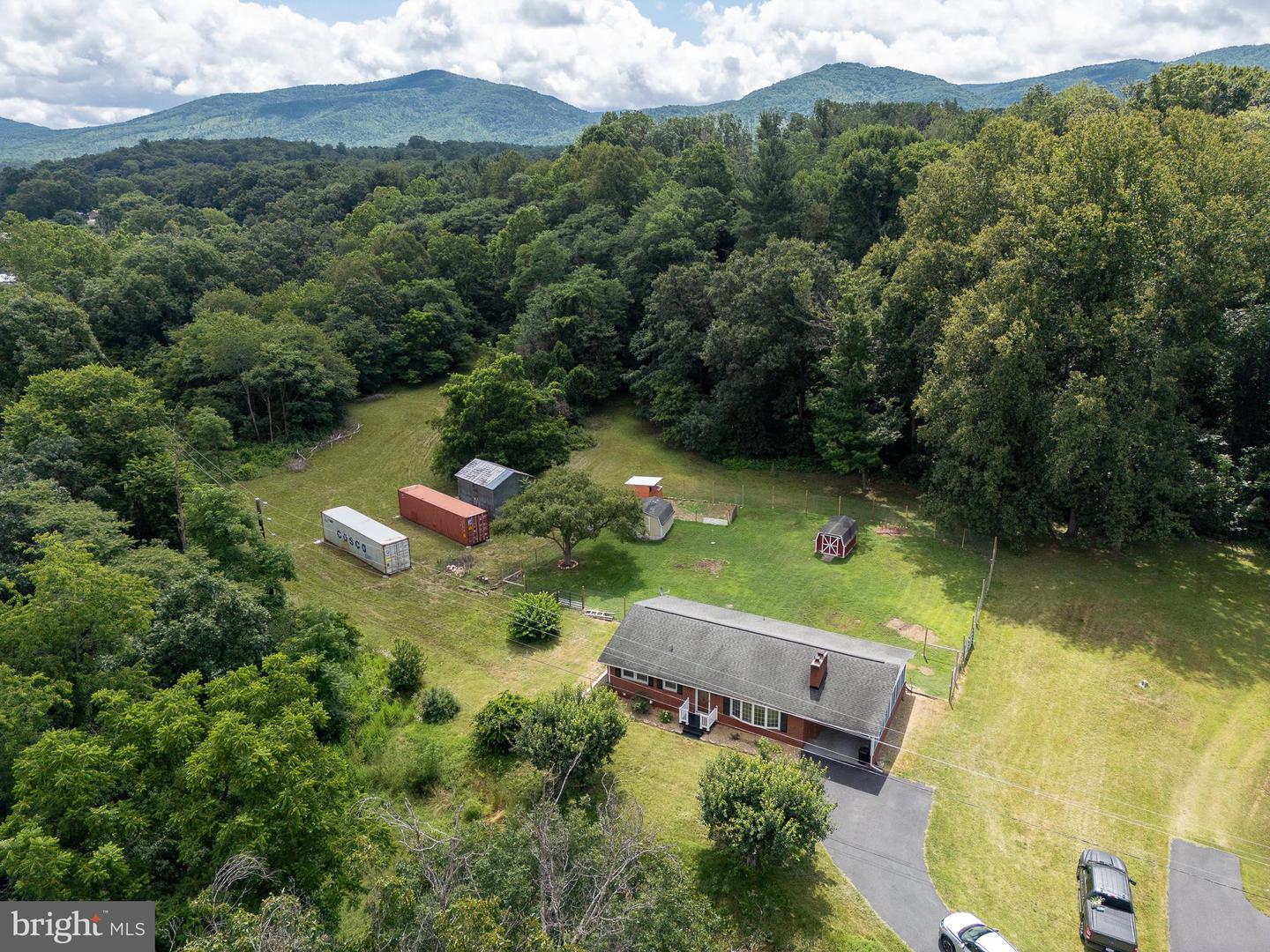 6883 S EAST SIDE HWY, ELKTON, Virginia 22827, 4 Bedrooms Bedrooms, ,2 BathroomsBathrooms,Residential,For sale,6883 S EAST SIDE HWY,VARO2002424 MLS # VARO2002424