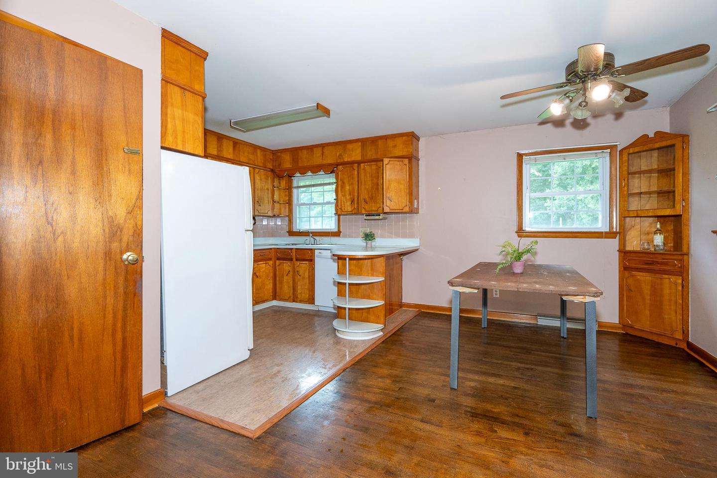 6883 S EAST SIDE HWY, ELKTON, Virginia 22827, 4 Bedrooms Bedrooms, ,2 BathroomsBathrooms,Residential,For sale,6883 S EAST SIDE HWY,VARO2002424 MLS # VARO2002424