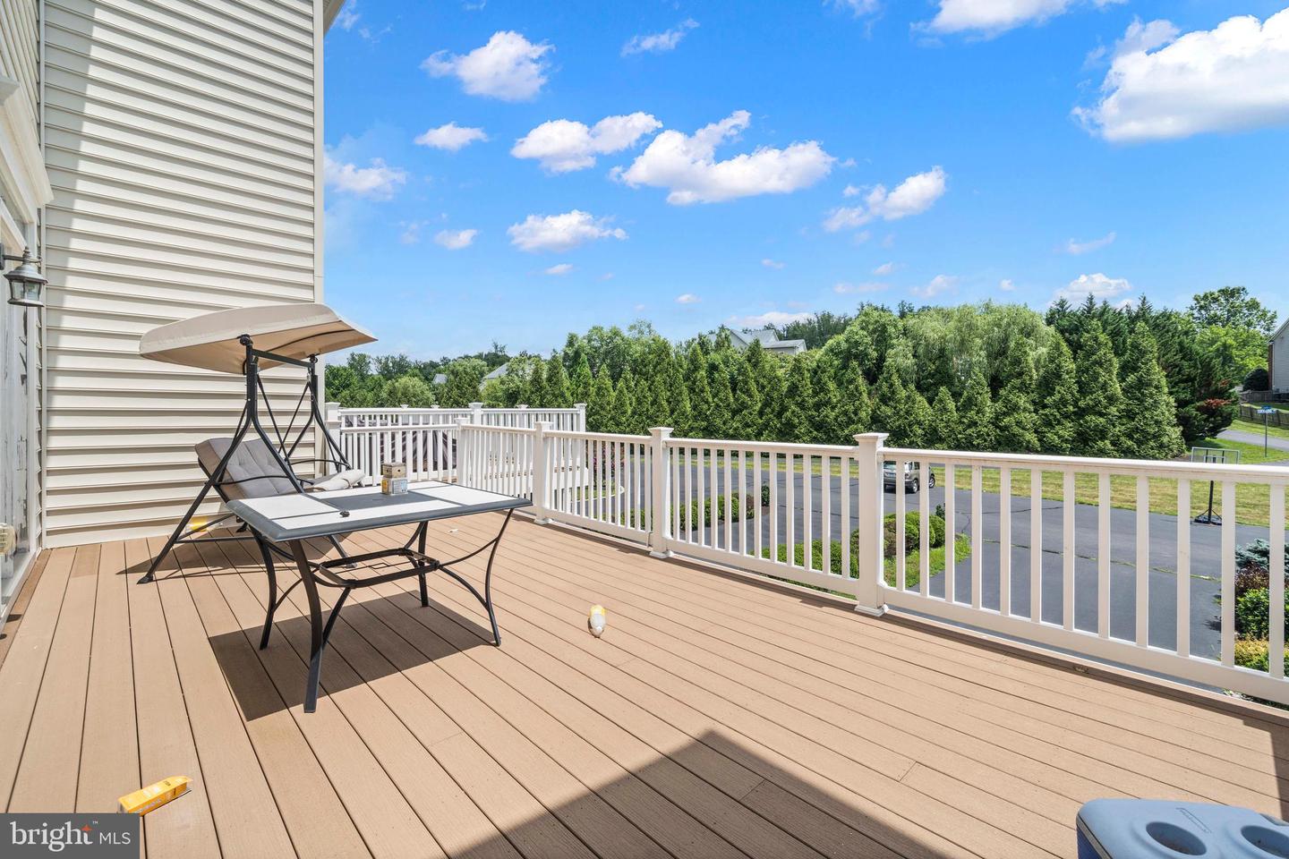 21016 COURTLAND VILLAGE DR, LEESBURG, Virginia 20175, 3 Bedrooms Bedrooms, ,2 BathroomsBathrooms,Residential,For sale,21016 COURTLAND VILLAGE DR,VALO2101112 MLS # VALO2101112