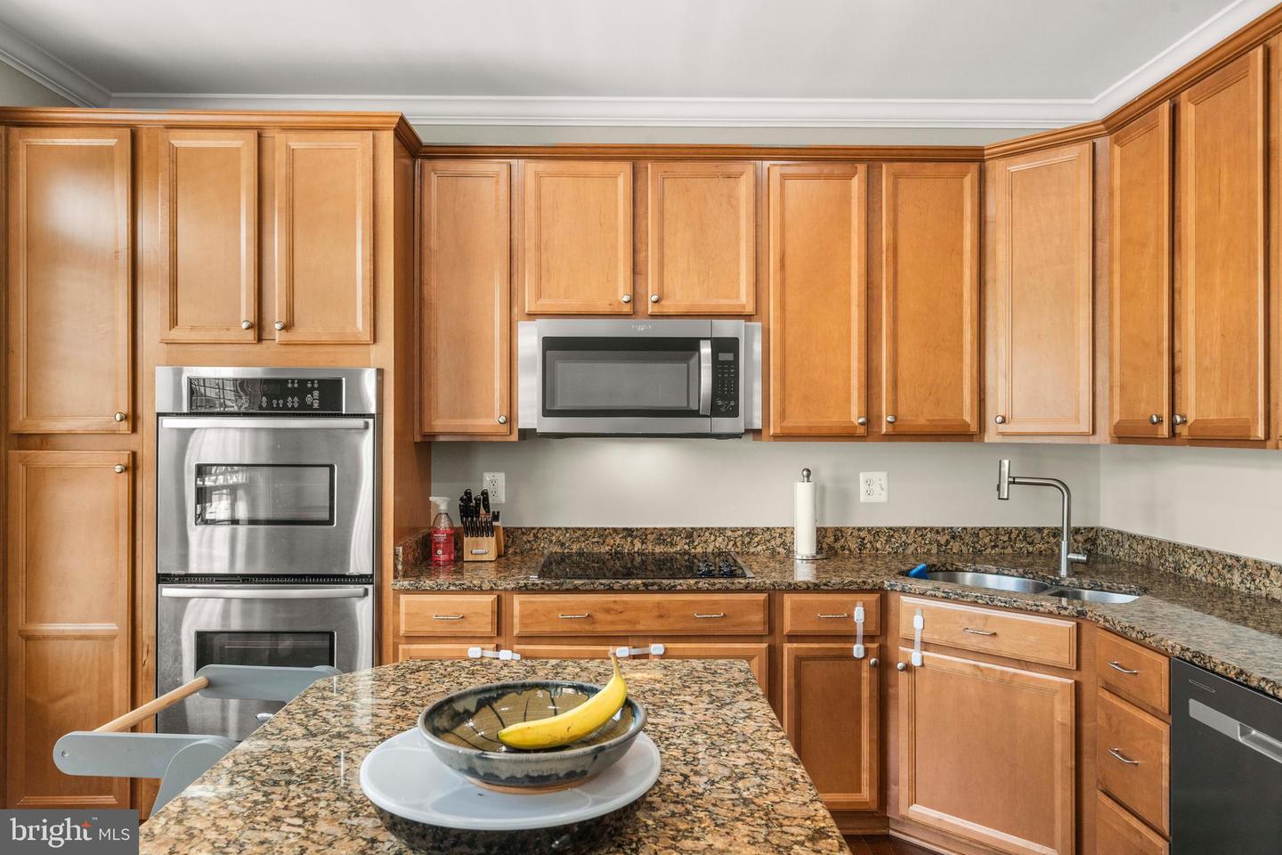 21016 COURTLAND VILLAGE DR, LEESBURG, Virginia 20175, 3 Bedrooms Bedrooms, ,2 BathroomsBathrooms,Residential,For sale,21016 COURTLAND VILLAGE DR,VALO2101112 MLS # VALO2101112