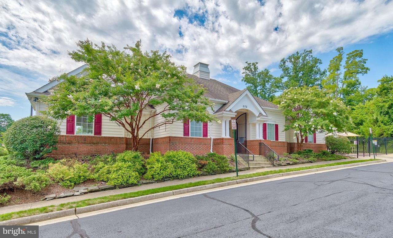 802 CASLA CT SE, LEESBURG, Virginia 20175, 4 Bedrooms Bedrooms, ,3 BathroomsBathrooms,Residential,For sale,802 CASLA CT SE,VALO2101132 MLS # VALO2101132