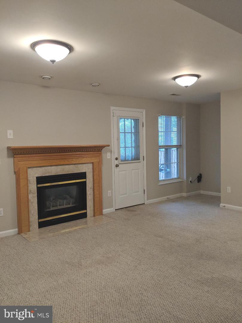 46838 GRAHAM COVE SQ, STERLING, Virginia 20165, 3 Bedrooms Bedrooms, ,2 BathroomsBathrooms,Residential,For sale,46838 GRAHAM COVE SQ,VALO2101186 MLS # VALO2101186