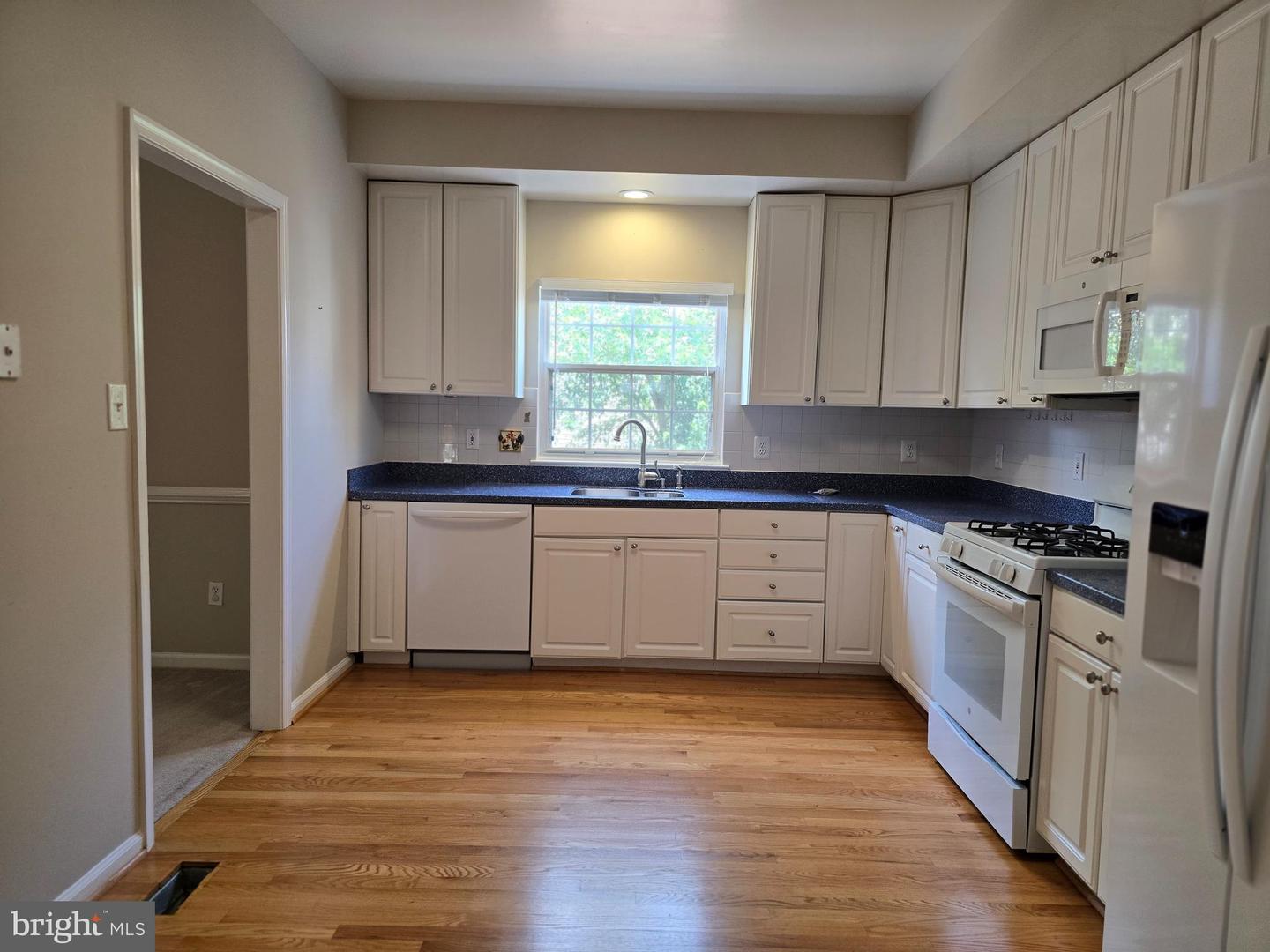 46838 GRAHAM COVE SQ, STERLING, Virginia 20165, 3 Bedrooms Bedrooms, ,2 BathroomsBathrooms,Residential,For sale,46838 GRAHAM COVE SQ,VALO2101186 MLS # VALO2101186