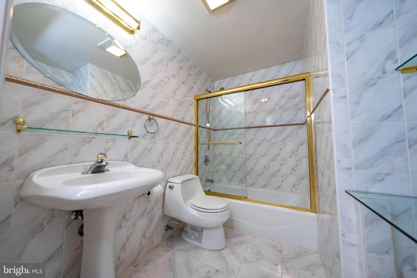 13824 SPRINGSTONE DR, CLIFTON, Virginia 20124, 4 Bedrooms Bedrooms, ,3 BathroomsBathrooms,Residential,For sale,13824 SPRINGSTONE DR,VAFX2252920 MLS # VAFX2252920