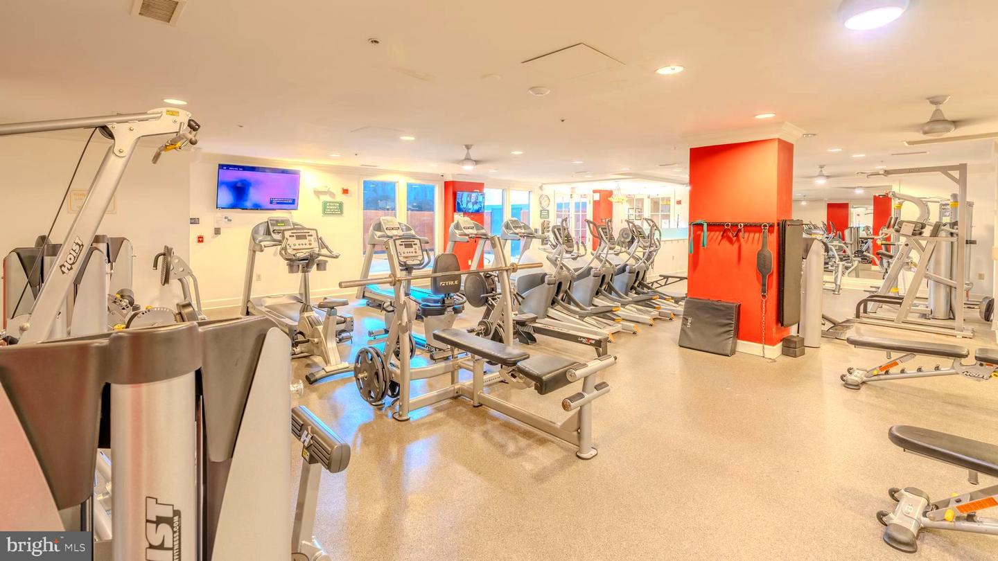 2665 PROSPERITY AVE #440, FAIRFAX, Virginia 22031, 2 Bedrooms Bedrooms, ,1 BathroomBathrooms,Residential,For sale,2665 PROSPERITY AVE #440,VAFX2252922 MLS # VAFX2252922
