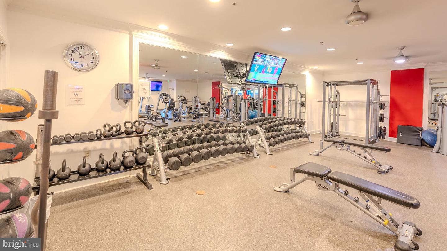 2665 PROSPERITY AVE #440, FAIRFAX, Virginia 22031, 2 Bedrooms Bedrooms, ,1 BathroomBathrooms,Residential,For sale,2665 PROSPERITY AVE #440,VAFX2252922 MLS # VAFX2252922