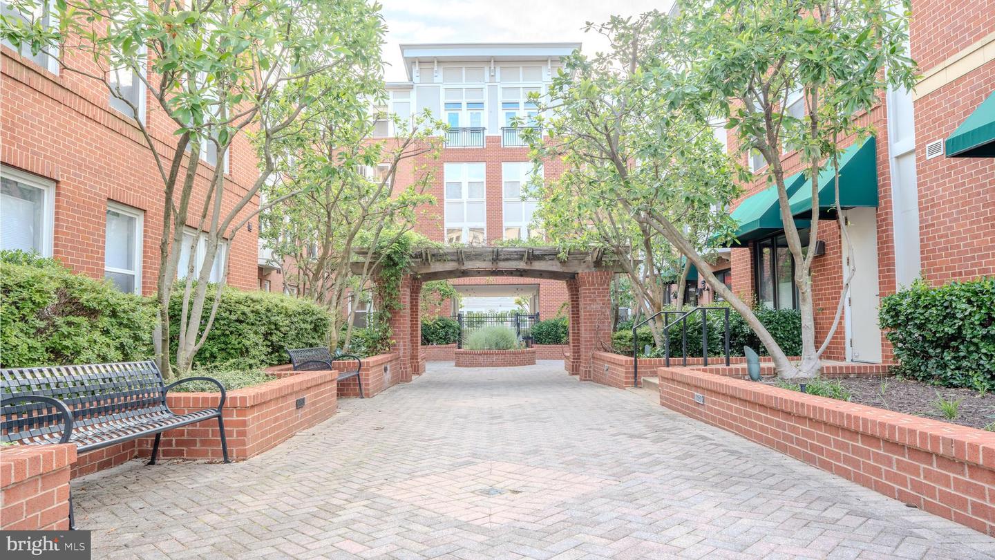 2665 PROSPERITY AVE #440, FAIRFAX, Virginia 22031, 2 Bedrooms Bedrooms, ,1 BathroomBathrooms,Residential,For sale,2665 PROSPERITY AVE #440,VAFX2252922 MLS # VAFX2252922