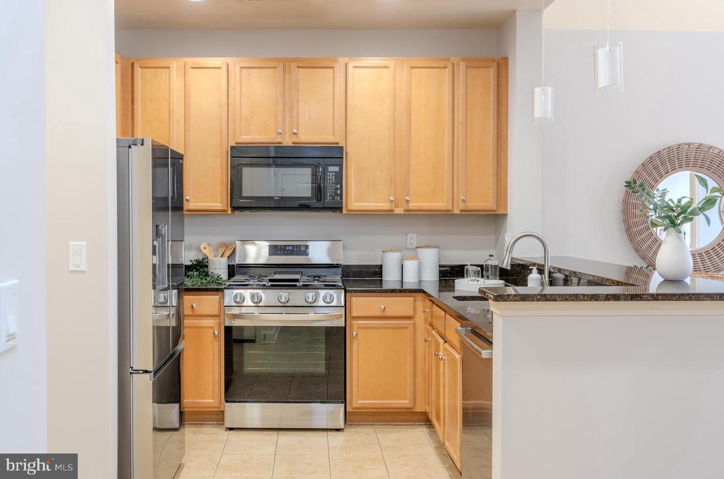 2665 PROSPERITY AVE #440, FAIRFAX, Virginia 22031, 2 Bedrooms Bedrooms, ,1 BathroomBathrooms,Residential,For sale,2665 PROSPERITY AVE #440,VAFX2252922 MLS # VAFX2252922