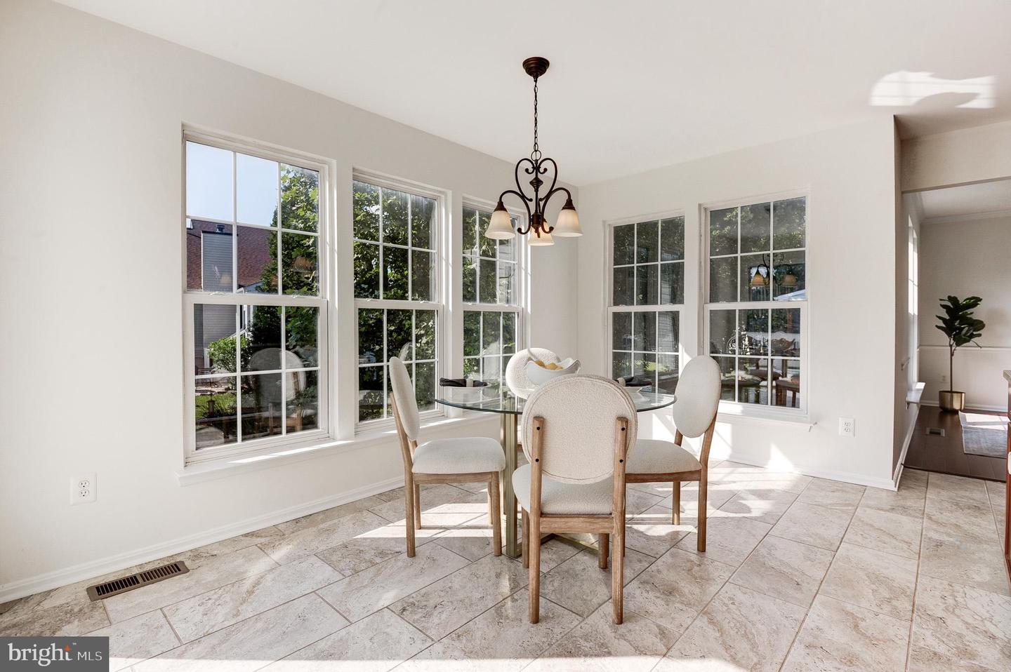 43208 CARDSTON PL, LEESBURG, Virginia 20176, 5 Bedrooms Bedrooms, ,3 BathroomsBathrooms,Residential,For sale,43208 CARDSTON PL,VALO2100996 MLS # VALO2100996