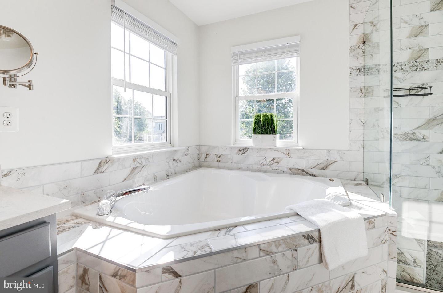 43208 CARDSTON PL, LEESBURG, Virginia 20176, 5 Bedrooms Bedrooms, ,3 BathroomsBathrooms,Residential,For sale,43208 CARDSTON PL,VALO2100996 MLS # VALO2100996