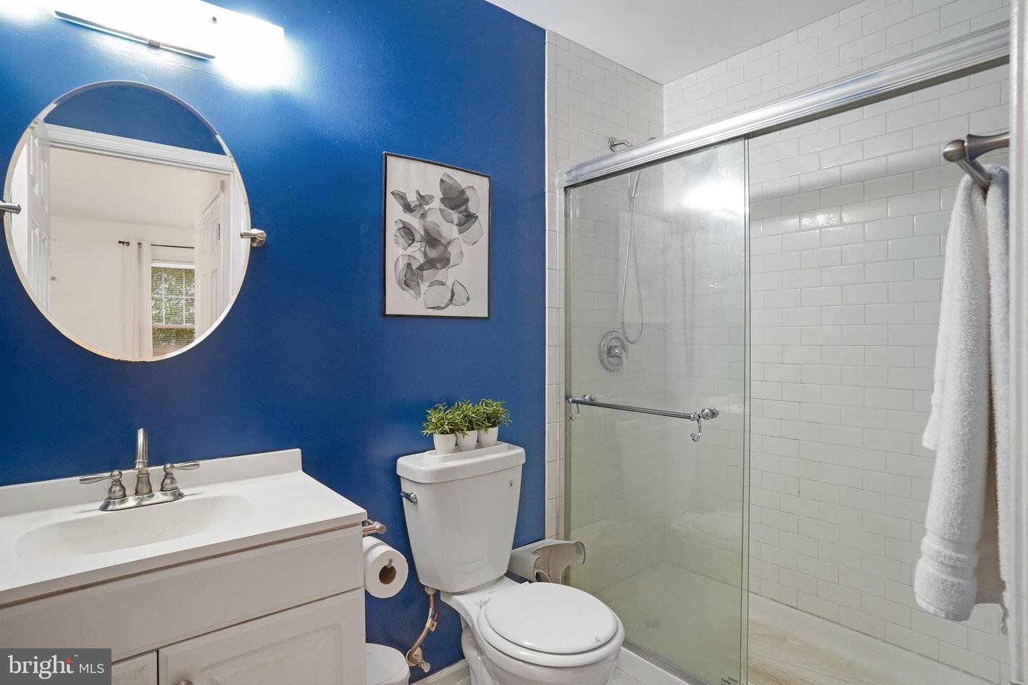 5865 WESTWATER CT, CENTREVILLE, Virginia 20121, 2 Bedrooms Bedrooms, ,3 BathroomsBathrooms,Residential,For sale,5865 WESTWATER CT,VAFX2252984 MLS # VAFX2252984