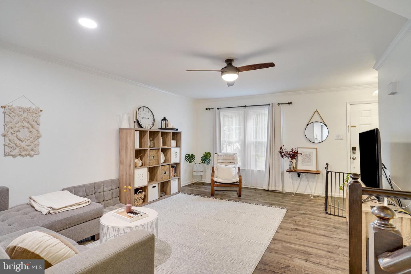5865 WESTWATER CT, CENTREVILLE, Virginia 20121, 2 Bedrooms Bedrooms, ,3 BathroomsBathrooms,Residential,For sale,5865 WESTWATER CT,VAFX2252984 MLS # VAFX2252984