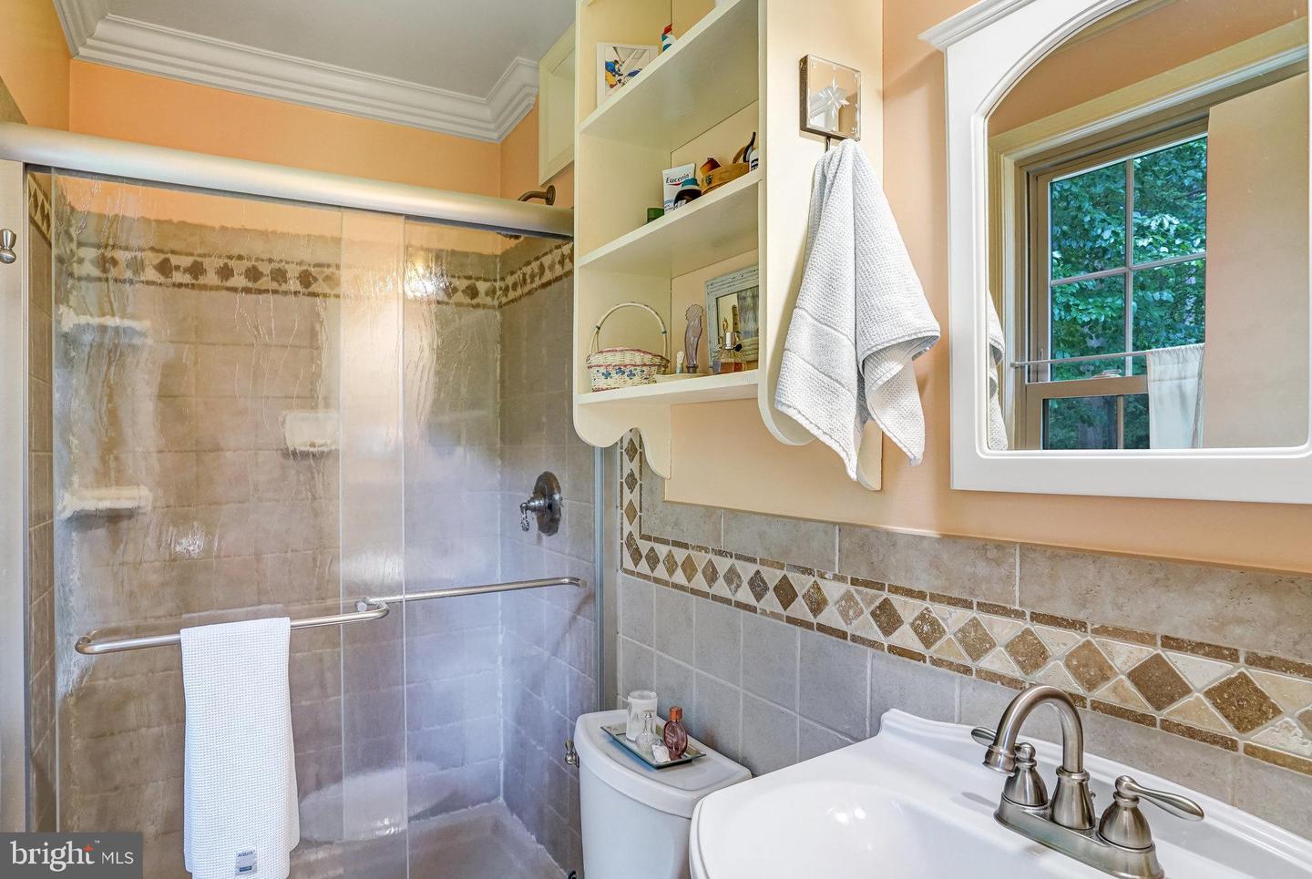 10508 LINFIELD ST, FAIRFAX, Virginia 22032, 4 Bedrooms Bedrooms, ,3 BathroomsBathrooms,Residential,For sale,10508 LINFIELD ST,VAFX2252988 MLS # VAFX2252988