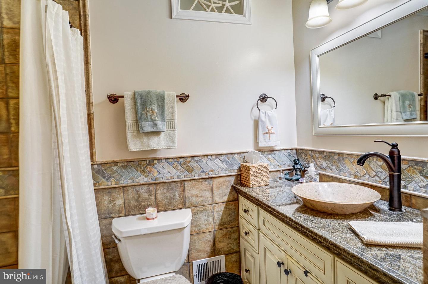 10508 LINFIELD ST, FAIRFAX, Virginia 22032, 4 Bedrooms Bedrooms, ,3 BathroomsBathrooms,Residential,For sale,10508 LINFIELD ST,VAFX2252988 MLS # VAFX2252988