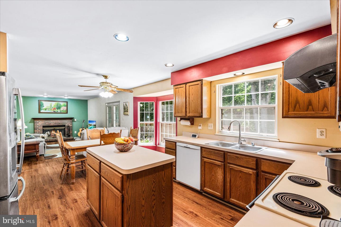 7 FIELDSTONE CT, STAFFORD, Virginia 22554, 4 Bedrooms Bedrooms, ,2 BathroomsBathrooms,Residential,For sale,7 FIELDSTONE CT,VAST2040426 MLS # VAST2040426