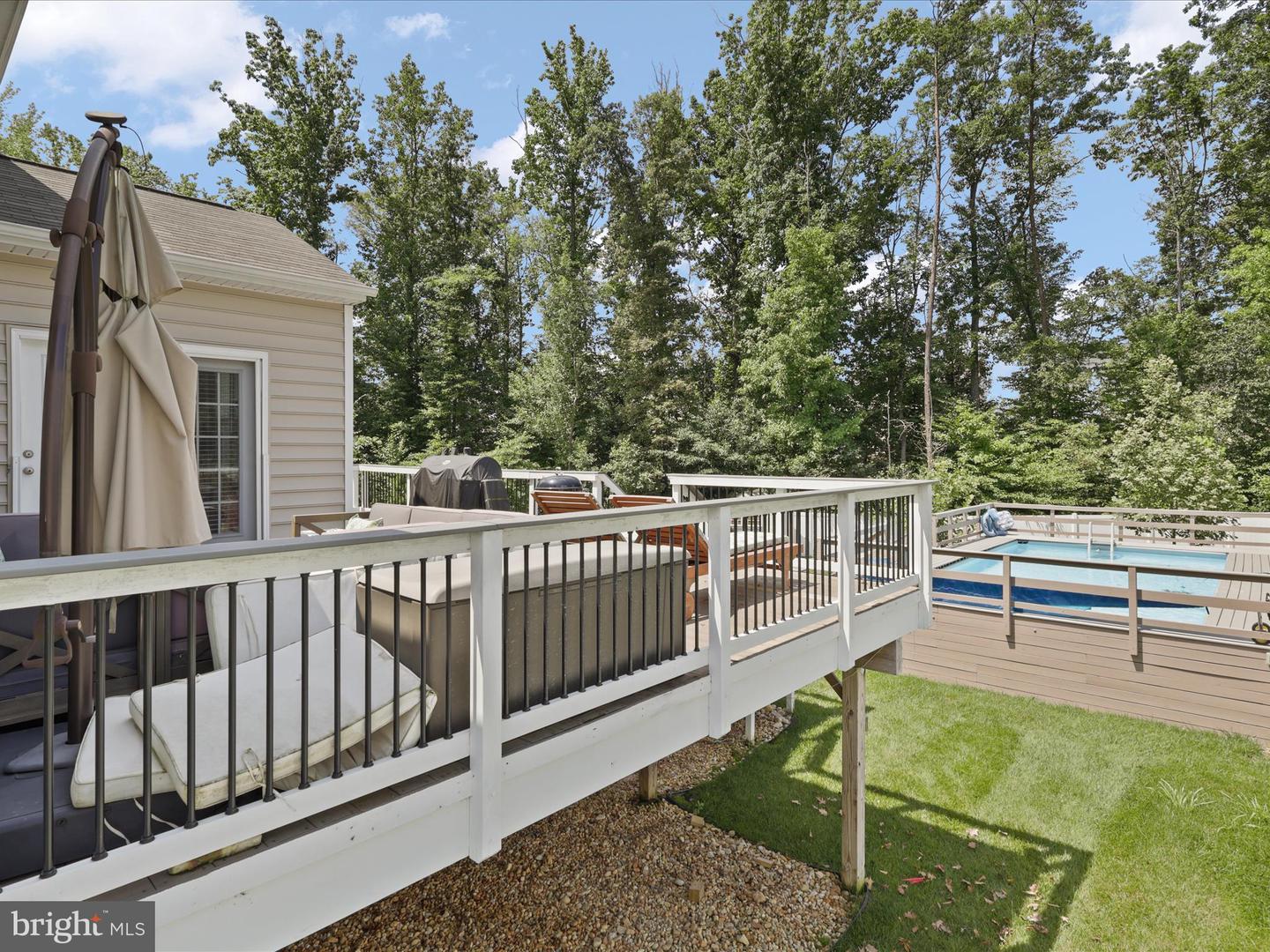 15832 BEAU RIDGE DR, WOODBRIDGE, Virginia 22193, 5 Bedrooms Bedrooms, 5 Rooms Rooms,3 BathroomsBathrooms,Residential,For sale,15832 BEAU RIDGE DR,VAPW2098428 MLS # VAPW2098428