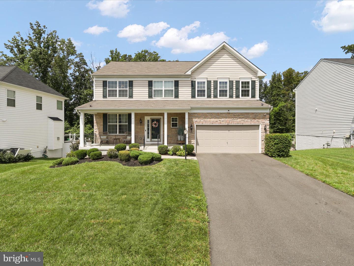 15832 BEAU RIDGE DR, WOODBRIDGE, Virginia 22193, 5 Bedrooms Bedrooms, 5 Rooms Rooms,3 BathroomsBathrooms,Residential,For sale,15832 BEAU RIDGE DR,VAPW2098428 MLS # VAPW2098428
