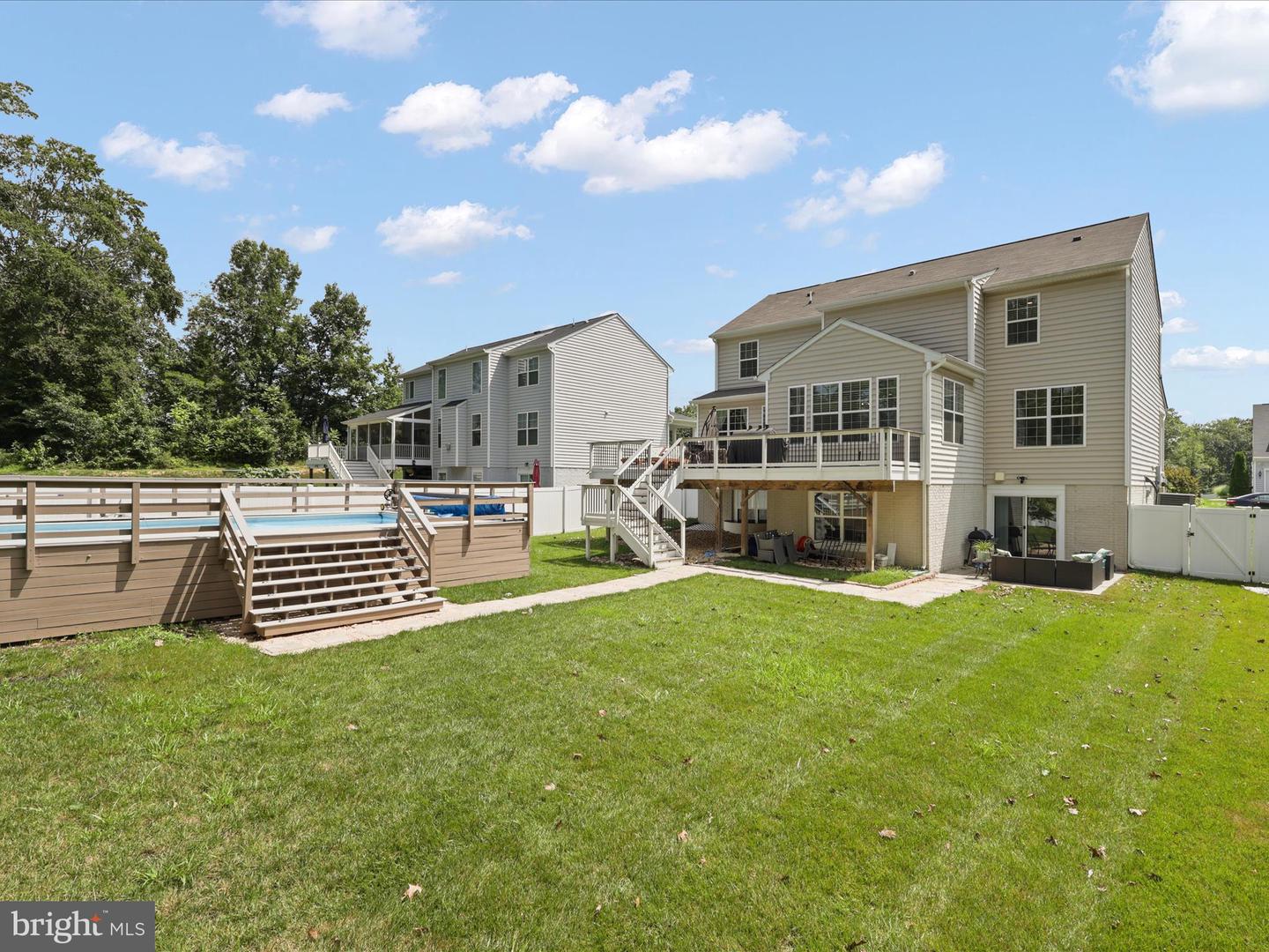 15832 BEAU RIDGE DR, WOODBRIDGE, Virginia 22193, 5 Bedrooms Bedrooms, 5 Rooms Rooms,3 BathroomsBathrooms,Residential,For sale,15832 BEAU RIDGE DR,VAPW2098428 MLS # VAPW2098428