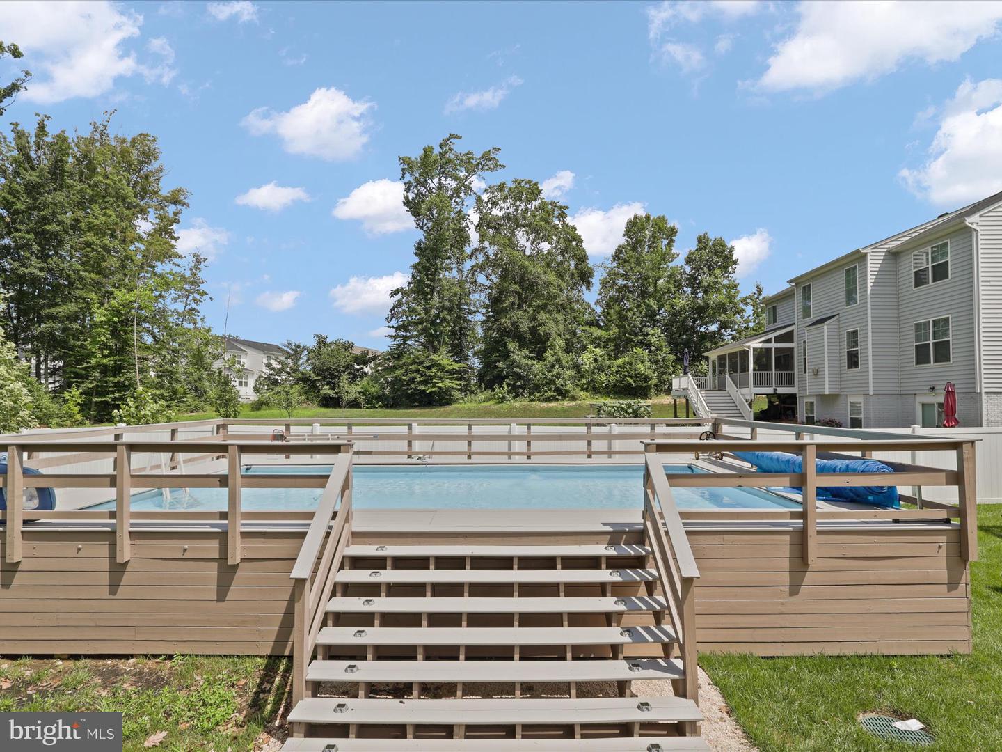 15832 BEAU RIDGE DR, WOODBRIDGE, Virginia 22193, 5 Bedrooms Bedrooms, 5 Rooms Rooms,3 BathroomsBathrooms,Residential,For sale,15832 BEAU RIDGE DR,VAPW2098428 MLS # VAPW2098428