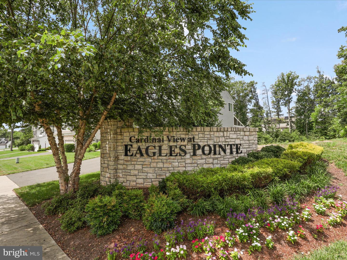 15832 BEAU RIDGE DR, WOODBRIDGE, Virginia 22193, 5 Bedrooms Bedrooms, 5 Rooms Rooms,3 BathroomsBathrooms,Residential,For sale,15832 BEAU RIDGE DR,VAPW2098428 MLS # VAPW2098428