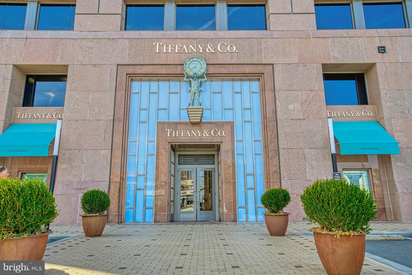 1800 OLD MEADOW RD #609, MCLEAN, Virginia 22102, 1 Bedroom Bedrooms, ,1 BathroomBathrooms,Residential,For sale,1800 OLD MEADOW RD #609,VAFX2253036 MLS # VAFX2253036