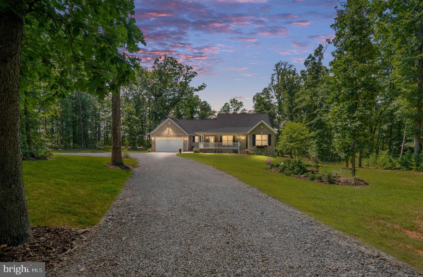 6484 HALEYS MILL RD, SPOTSYLVANIA, Virginia 22551, 3 Bedrooms Bedrooms, ,3 BathroomsBathrooms,Residential,For sale,6484 HALEYS MILL RD,VASP2034388 MLS # VASP2034388