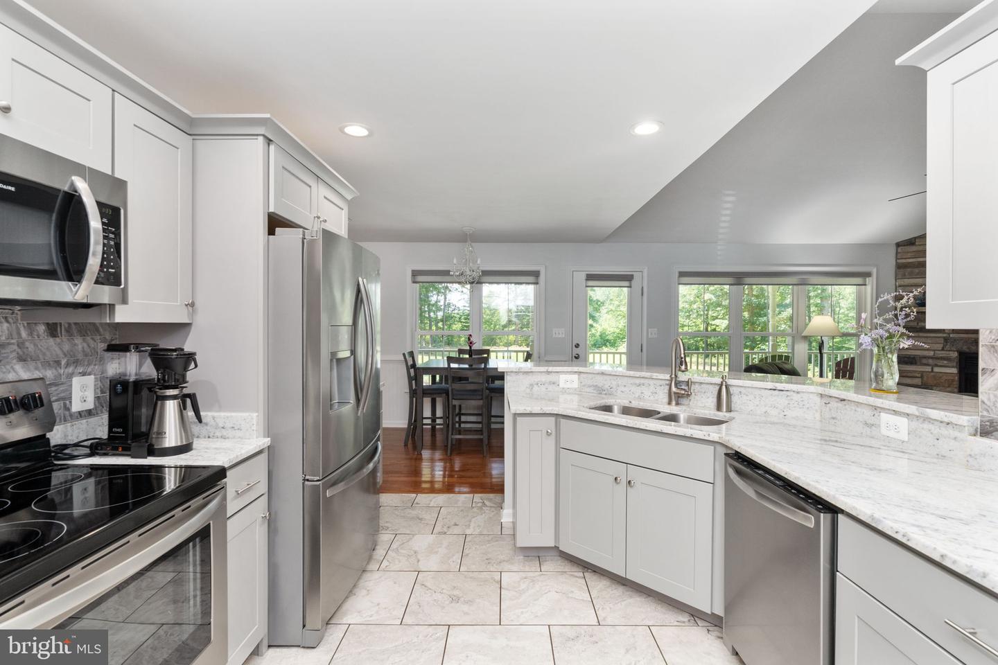 6484 HALEYS MILL RD, SPOTSYLVANIA, Virginia 22551, 3 Bedrooms Bedrooms, ,3 BathroomsBathrooms,Residential,For sale,6484 HALEYS MILL RD,VASP2034388 MLS # VASP2034388