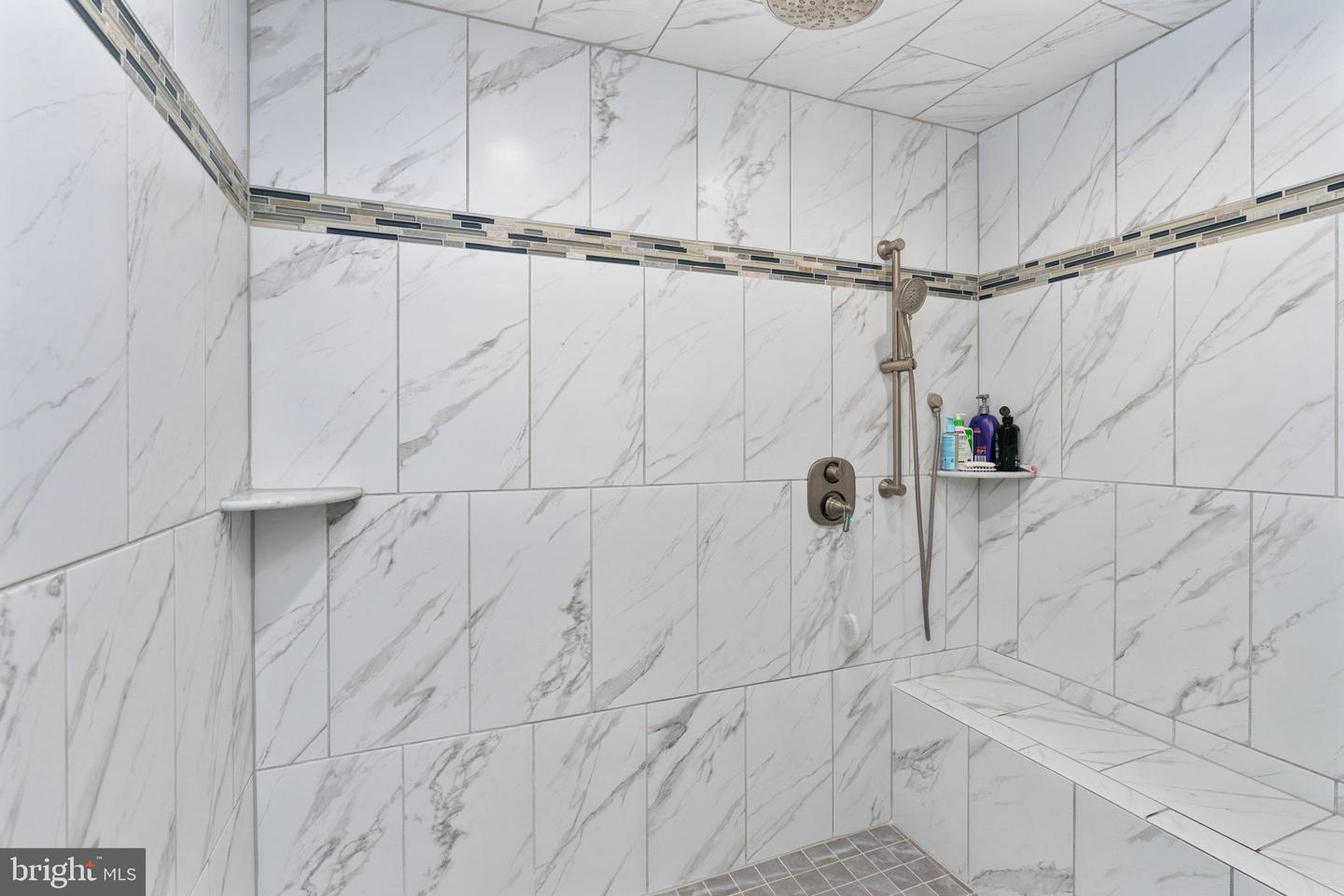 6484 HALEYS MILL RD, SPOTSYLVANIA, Virginia 22551, 3 Bedrooms Bedrooms, ,3 BathroomsBathrooms,Residential,For sale,6484 HALEYS MILL RD,VASP2034388 MLS # VASP2034388
