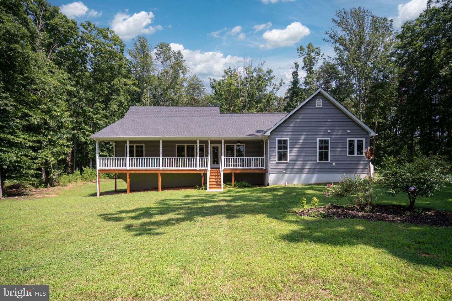 6484 HALEYS MILL RD, SPOTSYLVANIA, Virginia 22551, 3 Bedrooms Bedrooms, ,3 BathroomsBathrooms,Residential,For sale,6484 HALEYS MILL RD,VASP2034388 MLS # VASP2034388