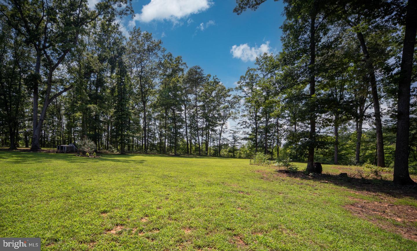 6484 HALEYS MILL RD, SPOTSYLVANIA, Virginia 22551, 3 Bedrooms Bedrooms, ,3 BathroomsBathrooms,Residential,For sale,6484 HALEYS MILL RD,VASP2034388 MLS # VASP2034388