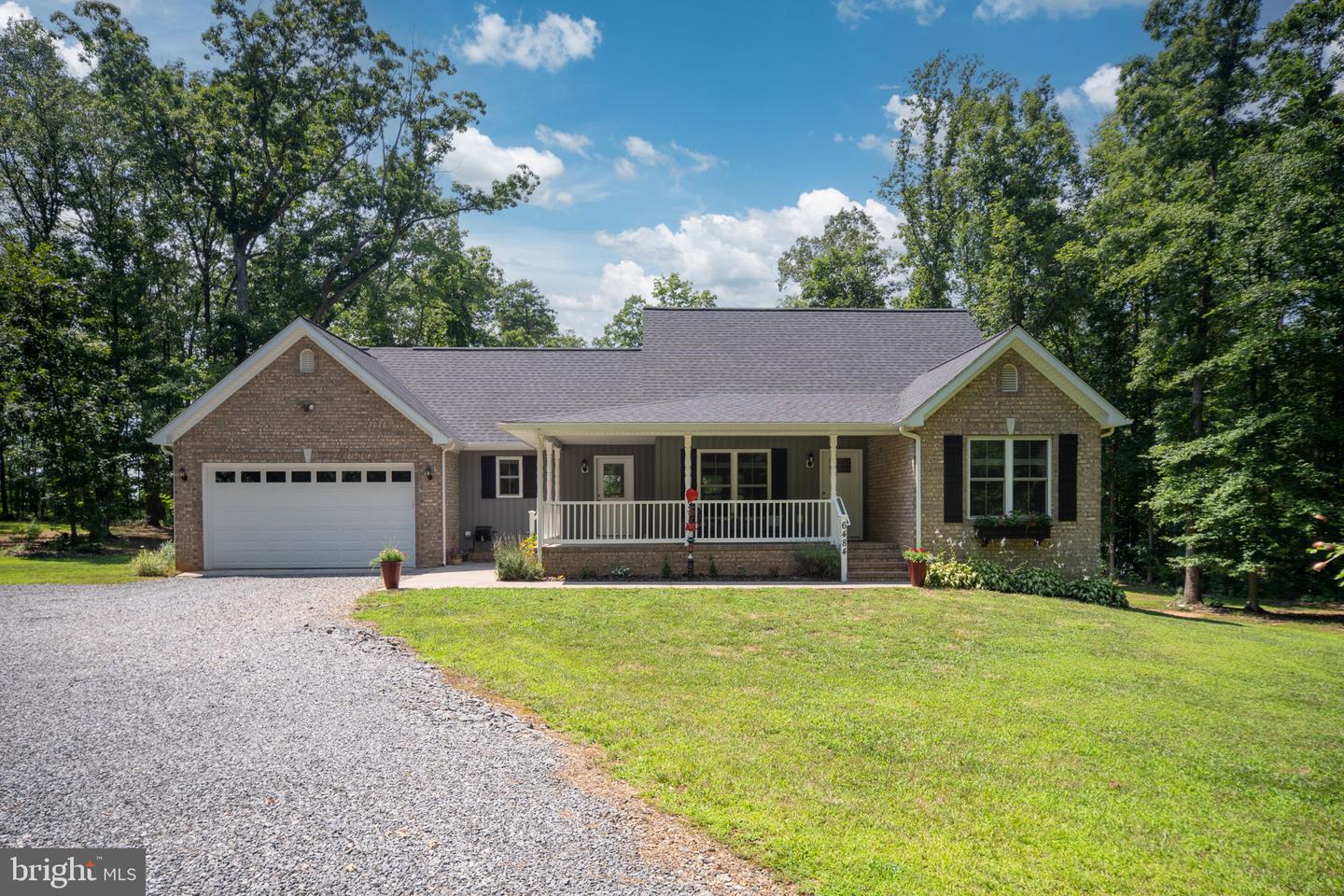 6484 HALEYS MILL RD, SPOTSYLVANIA, Virginia 22551, 3 Bedrooms Bedrooms, ,3 BathroomsBathrooms,Residential,For sale,6484 HALEYS MILL RD,VASP2034388 MLS # VASP2034388