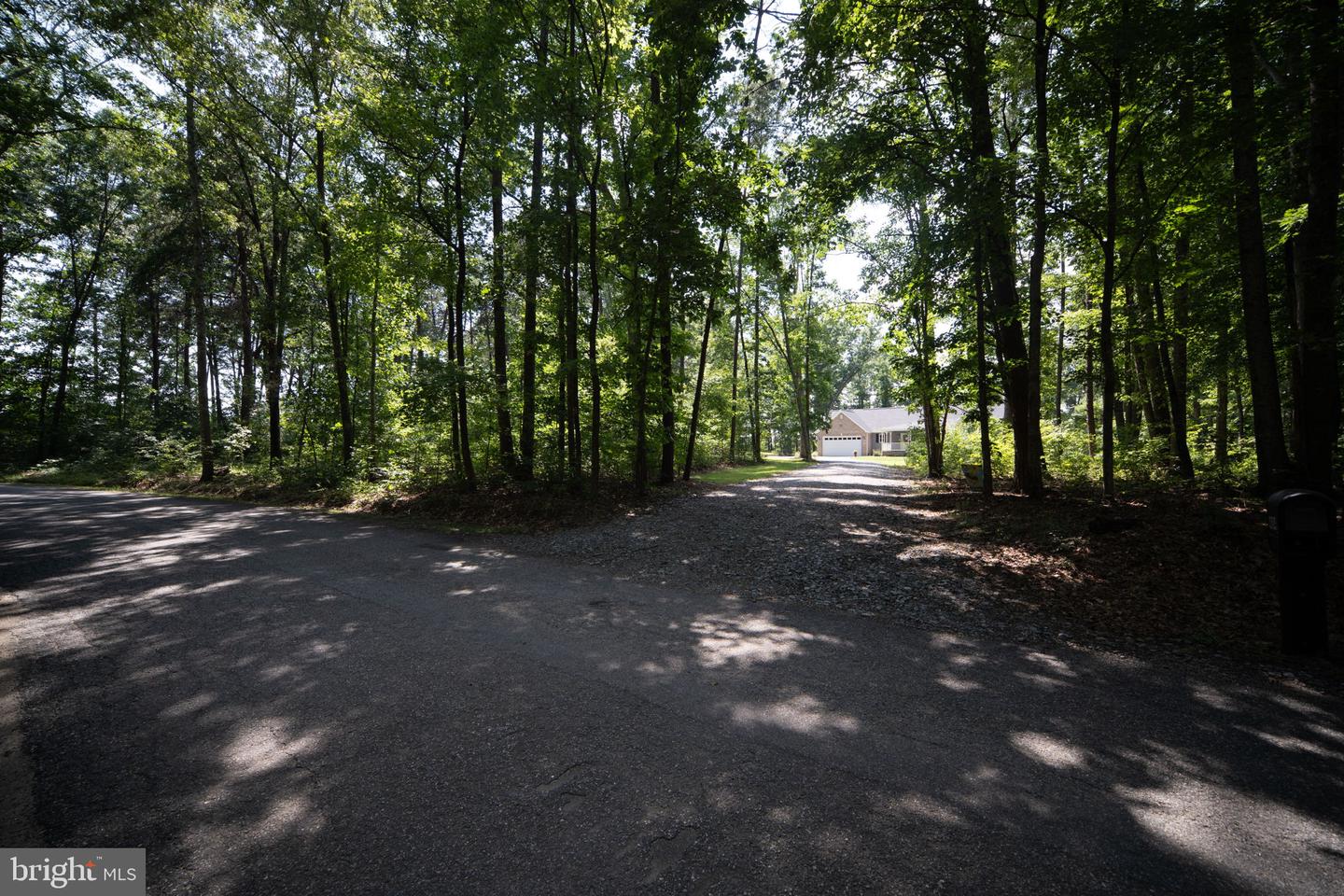 6484 HALEYS MILL RD, SPOTSYLVANIA, Virginia 22551, 3 Bedrooms Bedrooms, ,3 BathroomsBathrooms,Residential,For sale,6484 HALEYS MILL RD,VASP2034388 MLS # VASP2034388