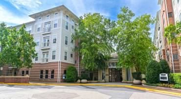 9480 VIRGINIA CENTER BLVD #230, VIENNA, Virginia 22181, 2 Bedrooms Bedrooms, ,2 BathroomsBathrooms,Residential,For sale,9480 VIRGINIA CENTER BLVD #230,VAFX2253068 MLS # VAFX2253068