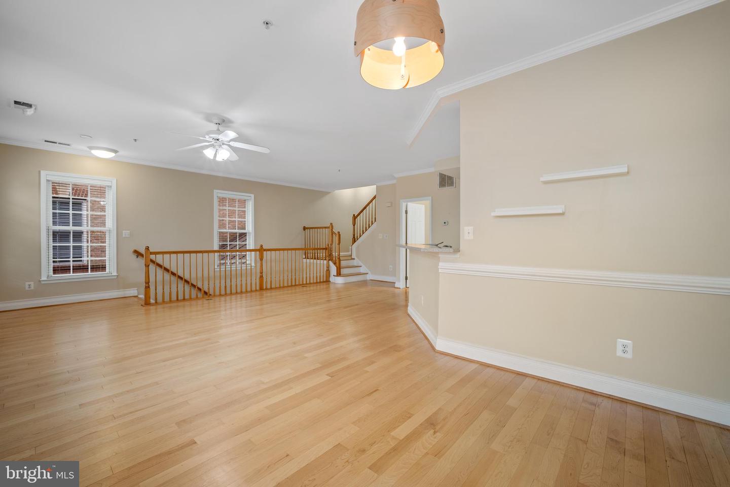 4605 HUMMINGBIRD LN #104, FAIRFAX, Virginia 22033, 3 Bedrooms Bedrooms, ,2 BathroomsBathrooms,Residential,For sale,4605 HUMMINGBIRD LN #104,VAFX2253090 MLS # VAFX2253090