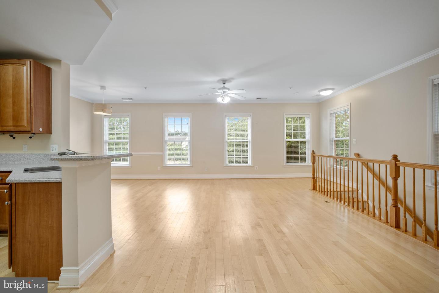4605 HUMMINGBIRD LN #104, FAIRFAX, Virginia 22033, 3 Bedrooms Bedrooms, ,2 BathroomsBathrooms,Residential,For sale,4605 HUMMINGBIRD LN #104,VAFX2253090 MLS # VAFX2253090