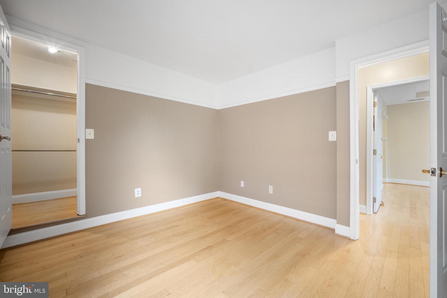 4605 HUMMINGBIRD LN #104, FAIRFAX, Virginia 22033, 3 Bedrooms Bedrooms, ,2 BathroomsBathrooms,Residential,For sale,4605 HUMMINGBIRD LN #104,VAFX2253090 MLS # VAFX2253090