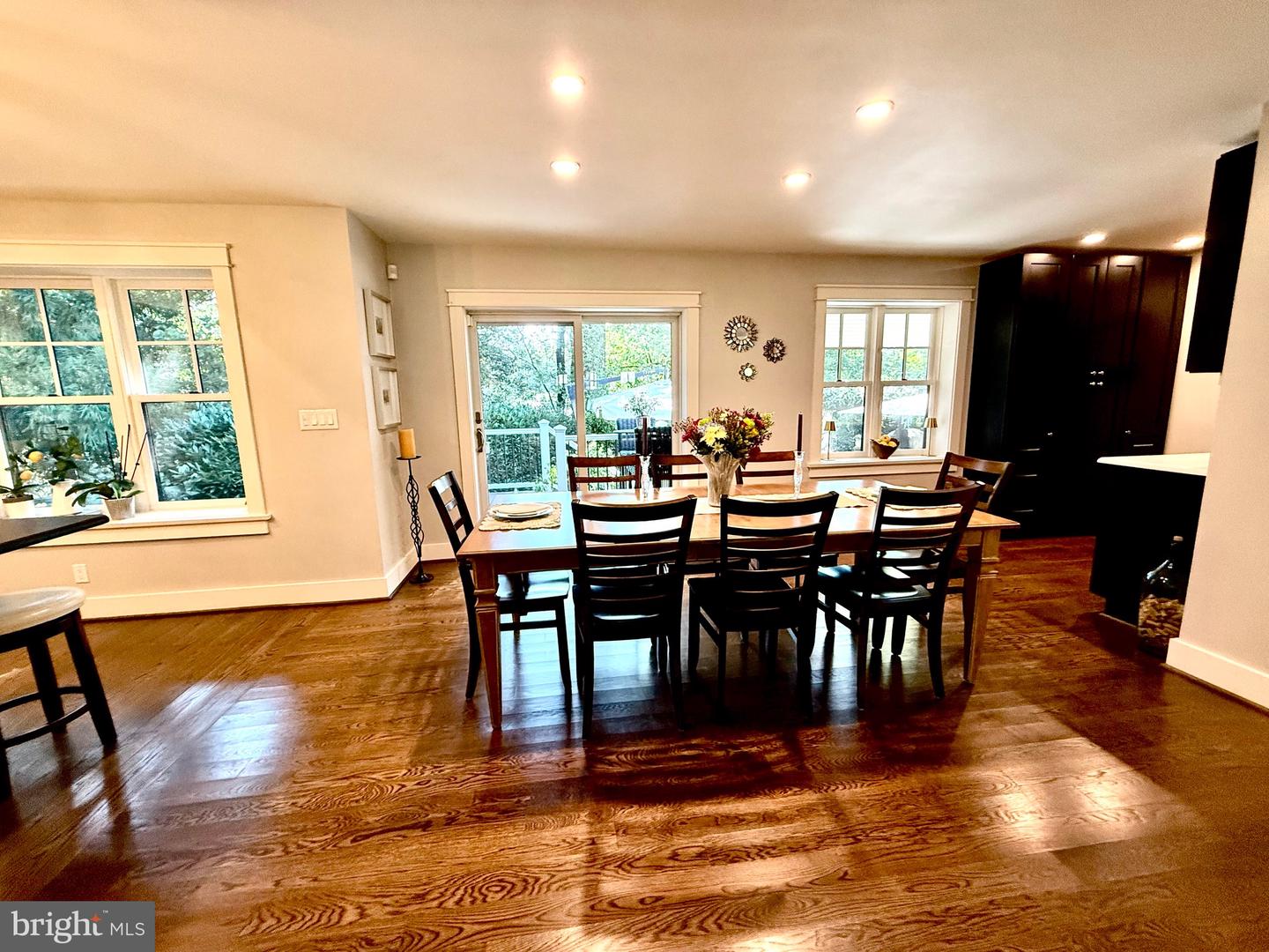 3513 N OTTAWA ST, ARLINGTON, Virginia 22213, 4 Bedrooms Bedrooms, ,3 BathroomsBathrooms,Residential,For sale,3513 N OTTAWA ST,VAAR2060126 MLS # VAAR2060126