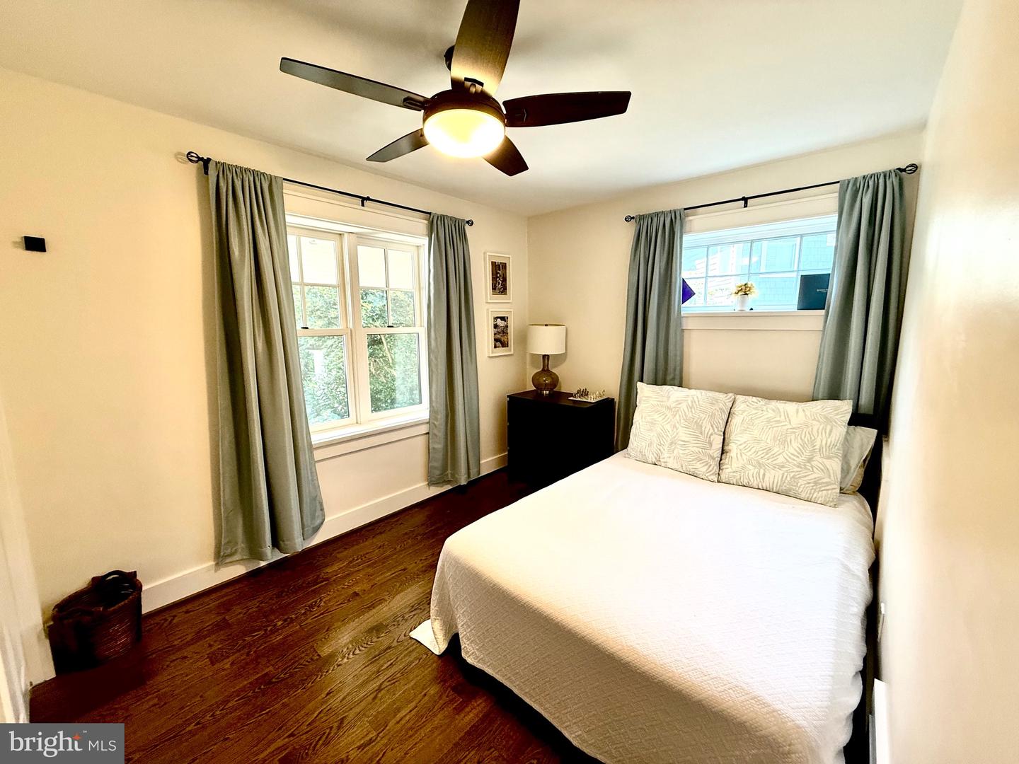 3513 N OTTAWA ST, ARLINGTON, Virginia 22213, 4 Bedrooms Bedrooms, ,3 BathroomsBathrooms,Residential,For sale,3513 N OTTAWA ST,VAAR2060126 MLS # VAAR2060126
