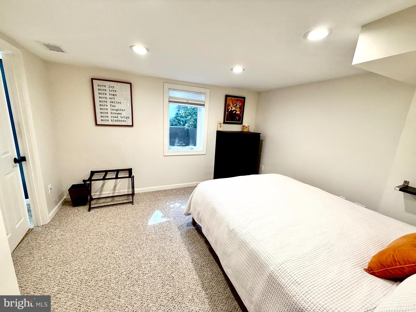 3513 N OTTAWA ST, ARLINGTON, Virginia 22213, 4 Bedrooms Bedrooms, ,3 BathroomsBathrooms,Residential,For sale,3513 N OTTAWA ST,VAAR2060126 MLS # VAAR2060126