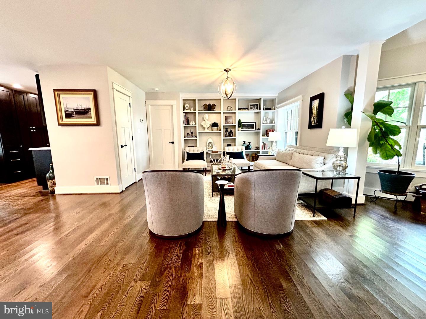 3513 N OTTAWA ST, ARLINGTON, Virginia 22213, 4 Bedrooms Bedrooms, ,3 BathroomsBathrooms,Residential,For sale,3513 N OTTAWA ST,VAAR2060126 MLS # VAAR2060126