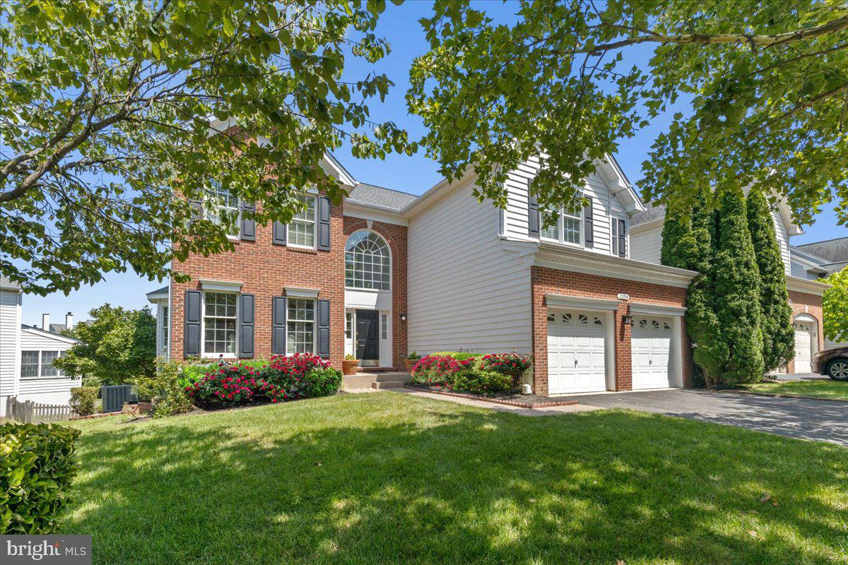 25954 TALMONT DR, CHANTILLY, Virginia 20152, 6 Bedrooms Bedrooms, ,3 BathroomsBathrooms,Residential,For sale,25954 TALMONT DR,VALO2101090 MLS # VALO2101090